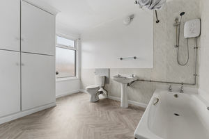 Photo 19- click for photo gallery